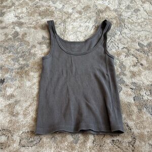 Brandy Melville / J galt tank top